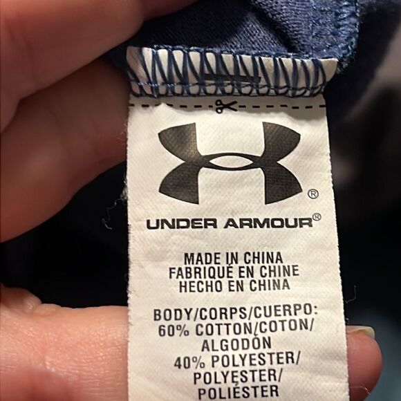 Under Armour T-shirt Boy's Size XL Blue Call Me Boss Short Sleeve Heatgear Loose - Picture 9 of 9